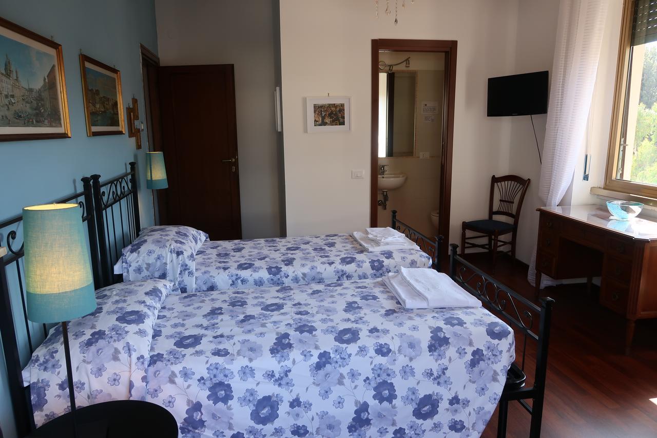 Bed and Breakfast Casa Garbata Рим Экстерьер фото