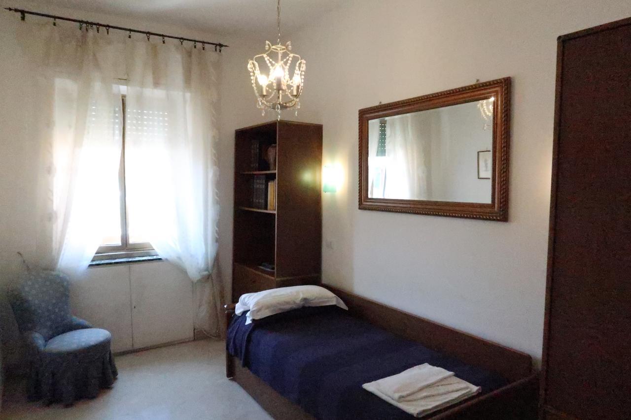 Bed and Breakfast Casa Garbata Рим Экстерьер фото